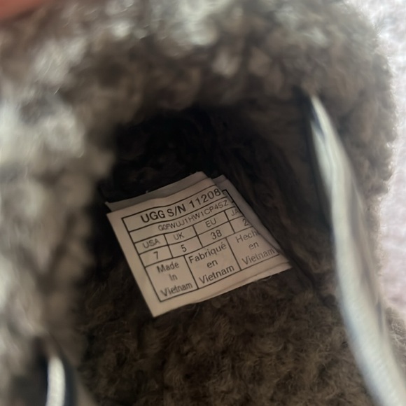 Green UGG slippers - Picture 6 of 6